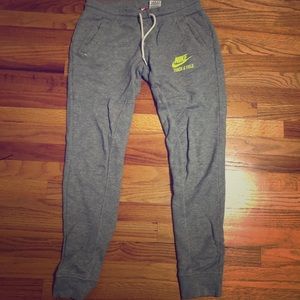 Nike Track & Field Jogger Pants